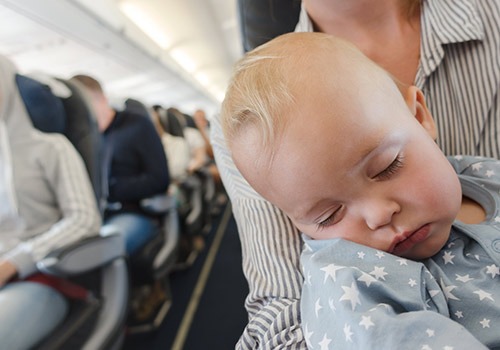زمان پرواز را در زمان خواب نوزاد خود انتخاب كنيد.